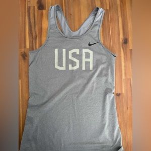 Gray Team USA tank top, size large women